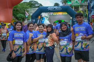 BIB: 13672, 136619, 14258, 14374
                            <button type="button" onclick="openModal(28629232)" class="btn btn-primary btn-sm float-right btn-popup" data-toggle="modal" data-target=".modal-high-quality">
                        <i class="fas fa-shopping-cart"></i> Add to Cart
                    </button>
                                            <button type="button" onclick="isThisMe(28629232, true)" class="btn btn-success btn-sm float-right btn-popup btn-isme hidden" data-toggle="tooltip" data-placement="bottom" title="นี่คือรูปของคุณใช่ไหม คลิกที่นี่เพื่อเอาเข้าอัลบั้ม">
                        <i class="fas fa-plus"></i> Add to album
                    </button>
                    <button type="button" onclick="isThisMe(28629232, false)" class="btn btn-warning btn-sm float-right btn-popup btn-isnotme hidden">
                        <i class="fas fa-ban"></i> Remove from album
                    </button>